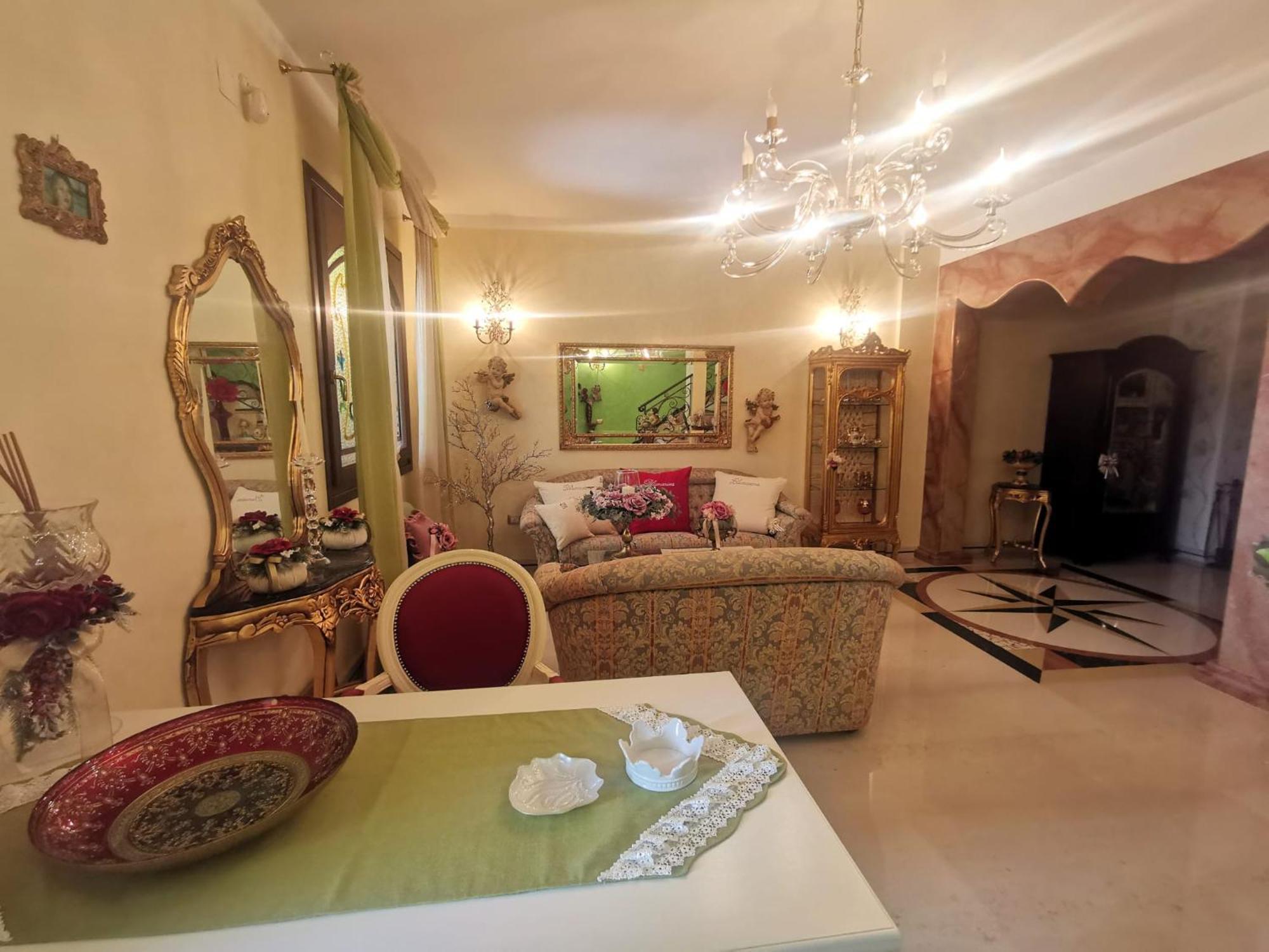 Queen'S Luxurious House Gallipoli Luaran gambar